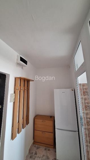 Garsoniera cf 1 de închiriat zona Uta  - 2