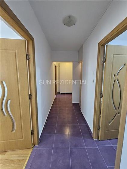 Brancoveanu-Izvorul Oltului, apartament mobilat si utilat modern, bloc reabilita - 17