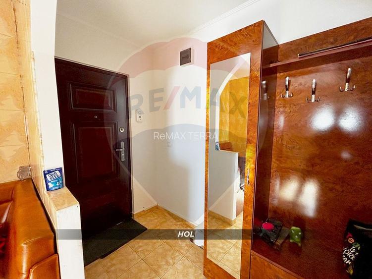 Apartament de închiriat - Petru Rareș - - 8