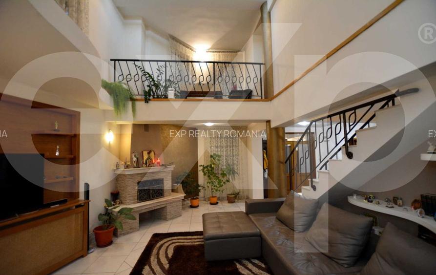 Vilă Exclusivistă cu Terasă și Curte Generoasă în Găvana, Pitești - 2