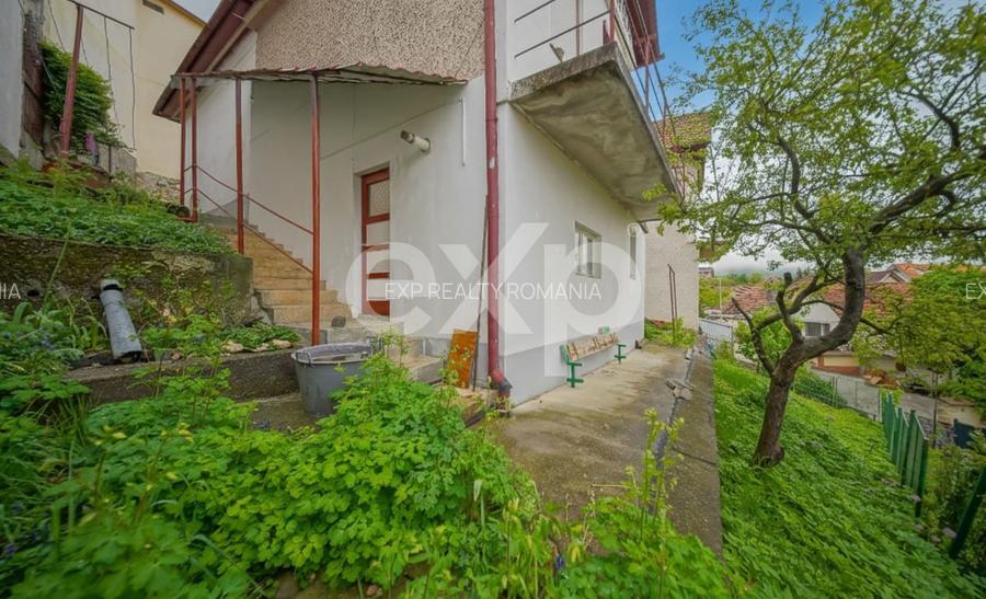 Casa cu priveliste panoramica in inima zonei Șchei – Strada Cotun, nr. 9 - 8