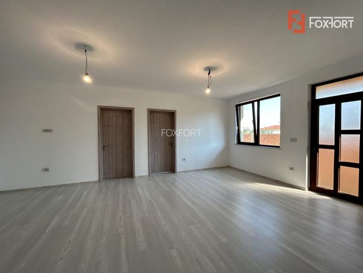 Duplex pe parter 4 camere Ghiroda  - 17