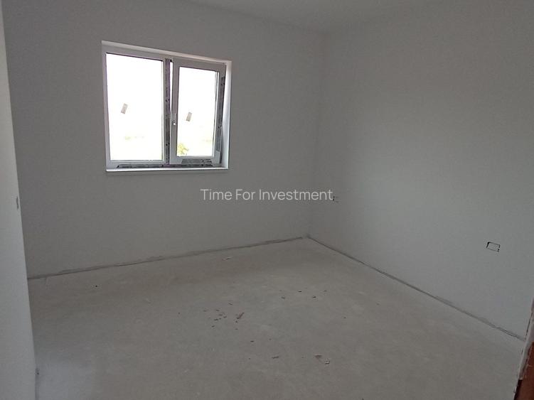 Sanandrei, Duplex pe Etaj, Drum Asflatat, Bucatarie Separata - 5