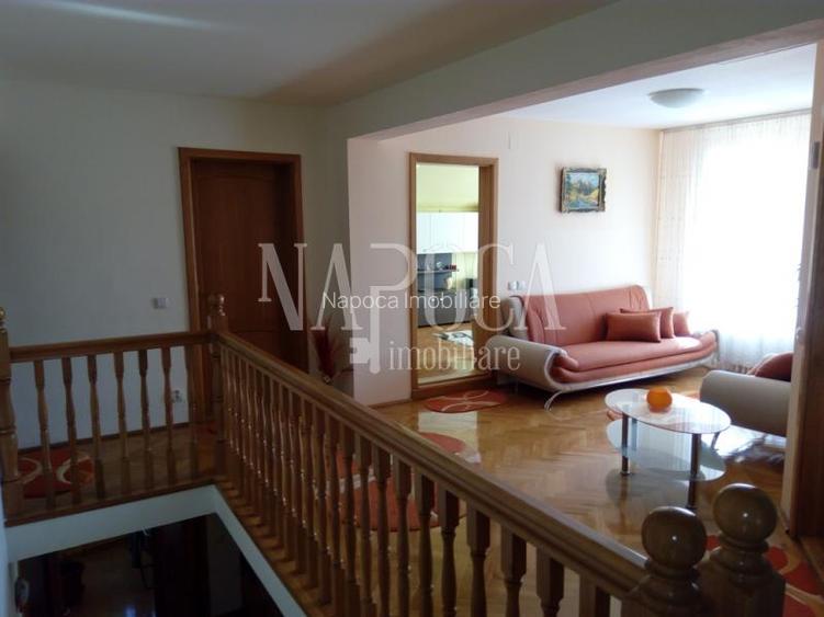 Casa 6 camere de vanzare in Floresti - 9