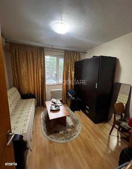 AP. 3 CAMERE DRISTOR, BUCATARIE INCHISA, MOBILAT/UTILAT, METROU 1 MIN - 4