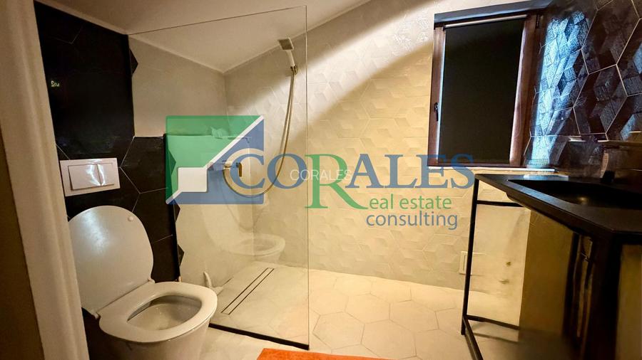 Casa Individuala, dormitor la parter,  mobilata si utilata. Piscina! - 14