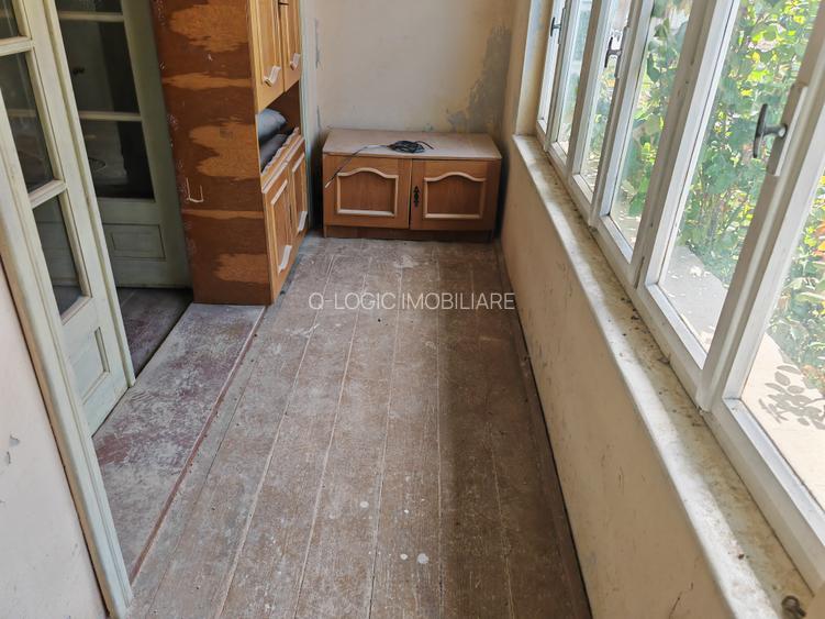 Casa 4 camere libera la vanzare RASNOV - zona Florilor - 9