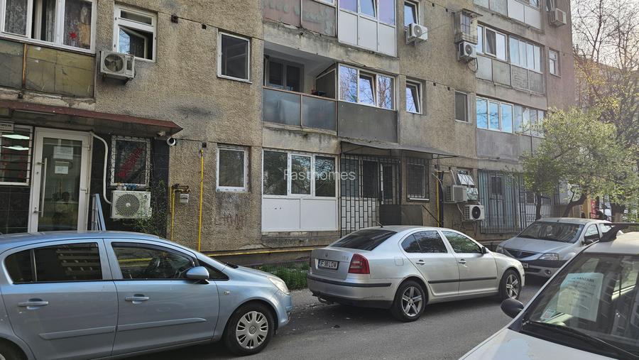 Garsoniera, Piata Delfinului, Dobrina, 30 mp, bloc 1978 - 8