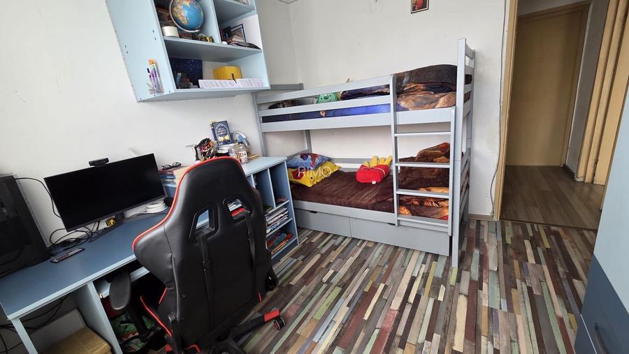 Apartament superb cu trei camere, Piata Sudului, 125.000€ negociabil - 9