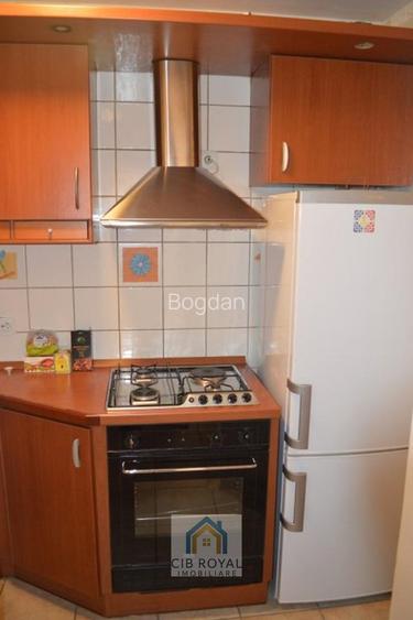 Inchiriez apt. ULTRACENTRAL 2 cam. zona Sala Palatului-Ateneu, Str. Stirbei Voda - 10