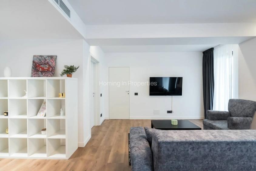 The Crib #8 -  2 Room Apartment - Underground Parking Included - 4