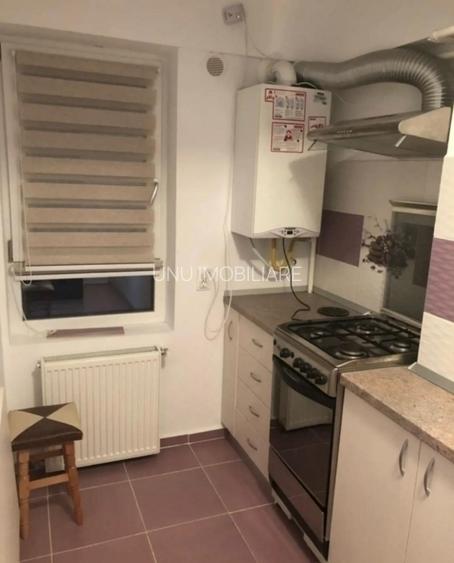 Etaj 1 Apartament 1 Camera Decomandat 38mp Bloc 2019 zona Cug - 5