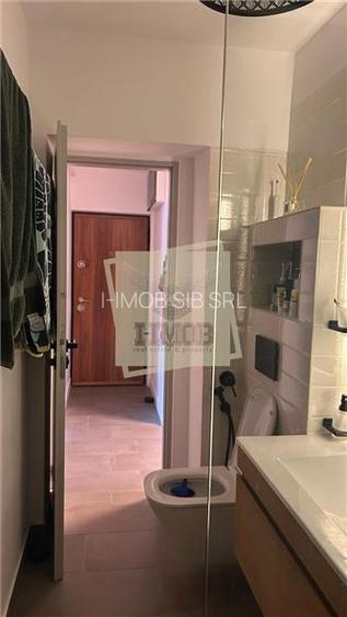 Apartament modern cu 4 camere 2 bai si logie inchis in Strand - 7