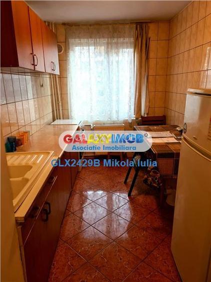Apartament 2 cam decomandat Et 6 10 Cartier Lujerului - Metrou 5 min - 13