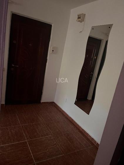 Apartament de vânzare - 10
