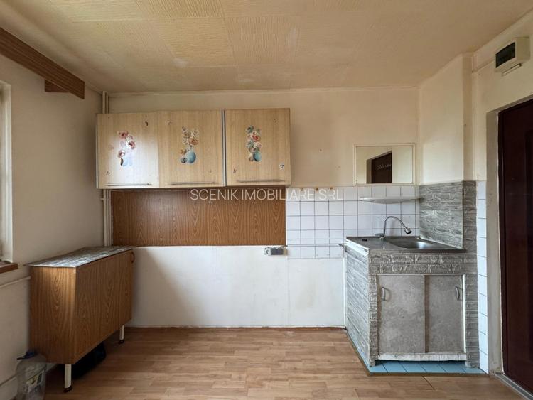 Cartier Florilor, Aleea Violetelor, garsoniera cu baie separata pe etaj - 4