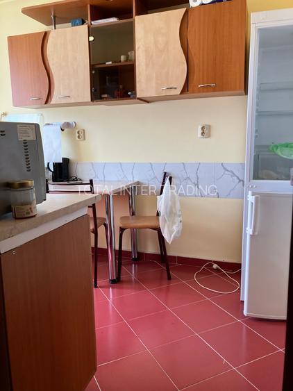 Militari-Margelelor,2/4,bucatarie separata,balcon,43mp,CENTRALA,76900€ - 5