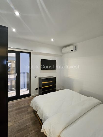 Statiunea Mamaia  Apartament  3  Camere Vedere Lac  Mobilat Utilat Lux Etaj 7/10 - 7