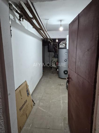 De vânzare Vilă individuala 11 camere curte proprie Parcul Carol - 42