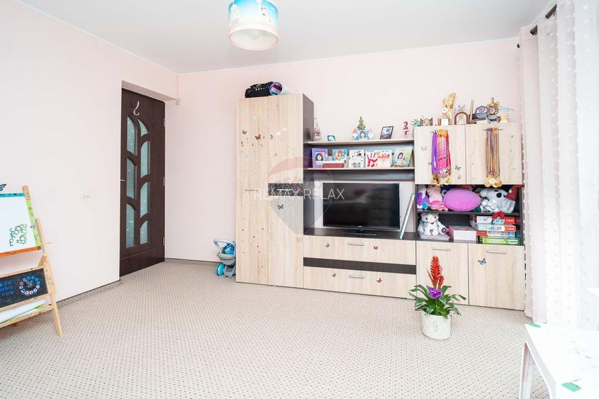 Casă/Vilă elegantă 5 Camere, Teren 900mp - Hlincea, Iași - 0% Comision - 23