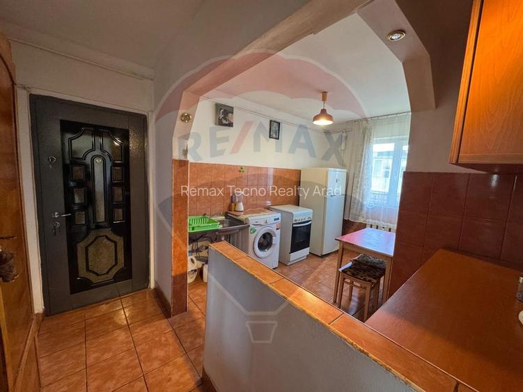 Apartament cu 2 camere de vânzare în zona Aurel Vlaicu - 3