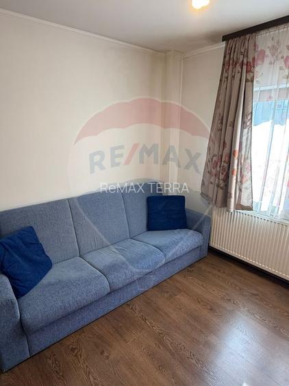 DE INCHIRIAT  APARTAMENT 4 camere zona centrala - 5