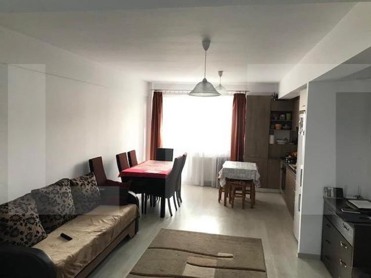 De vanzare, apartament 2 camere, 54 mp, zona Restaurant Regal - 2