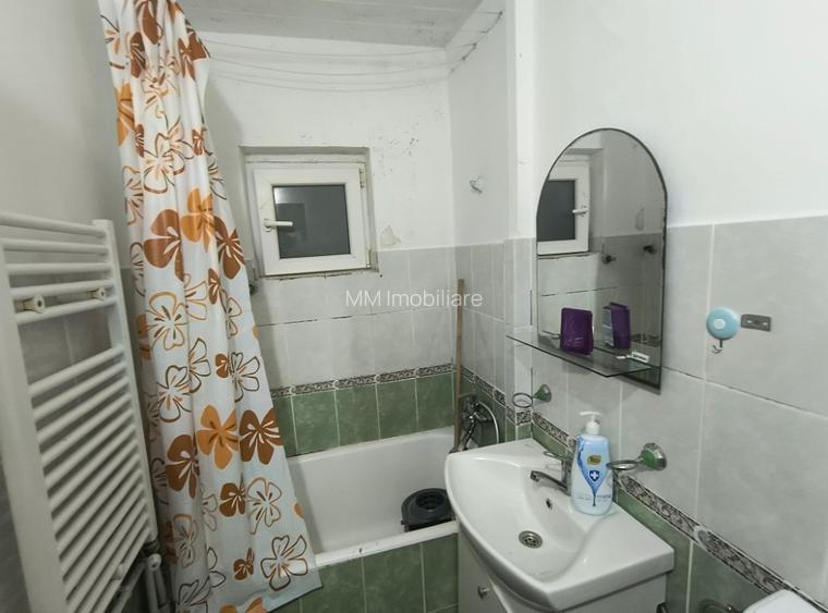 Apartament 2 camere, Zona Primaverii , etaj 4, semidecomandat - 5