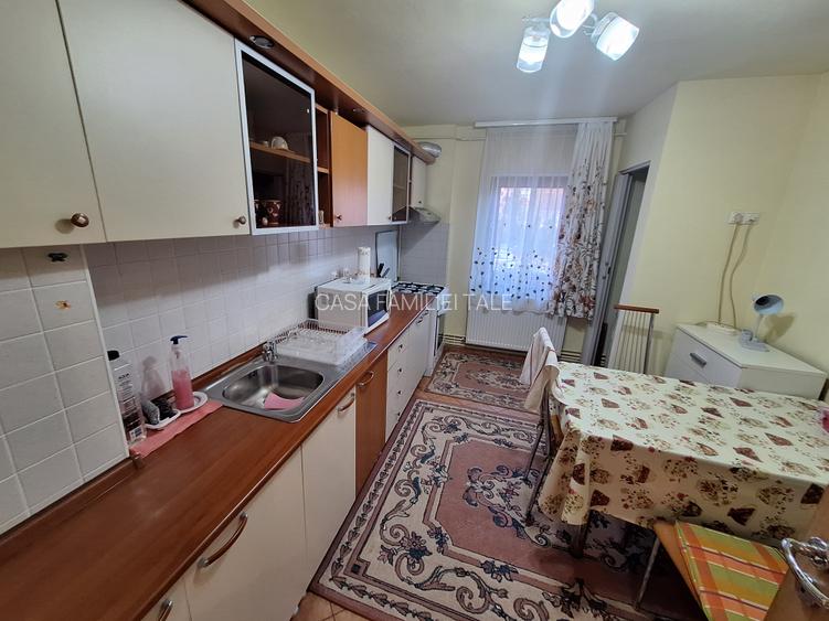450 euro!!!Ap.cu 3 camere Et 1 cu centrala proprie Zona Bucovina - 5