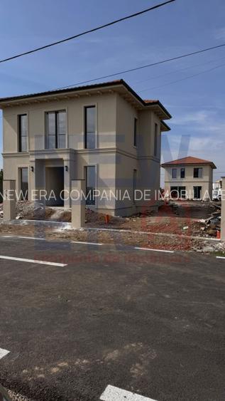 Casa de Vanzare 5 camere in Balotesti - 3