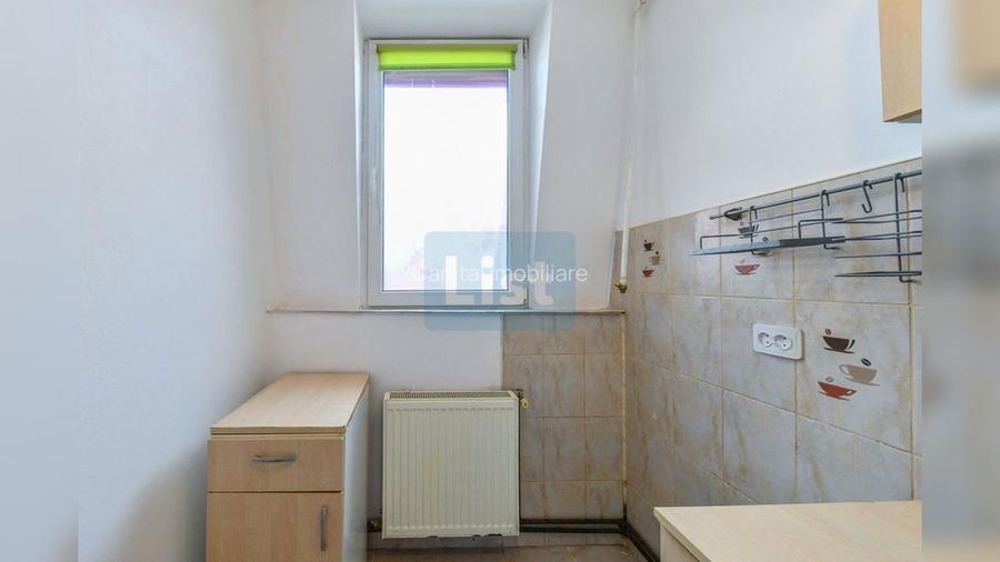 EXCLUSIVITATE! 1 camera 46, 65, mp+ nisa de dormit, imobil 2011 - 6