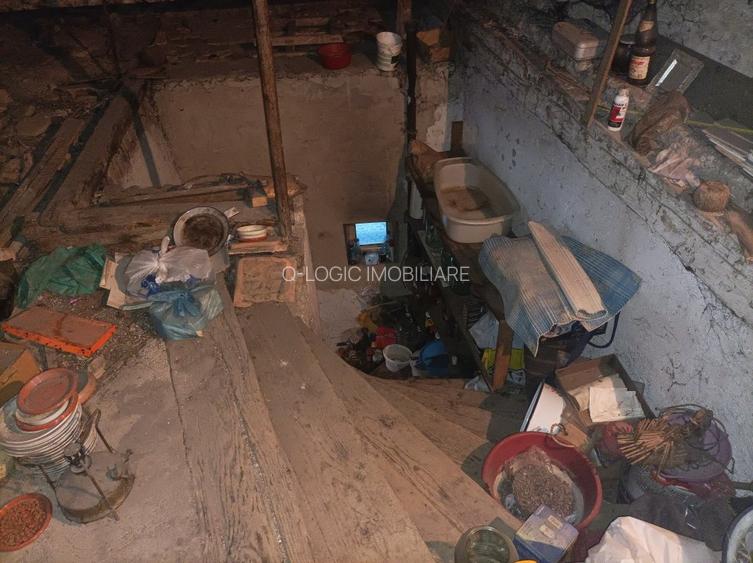 Casa 4 camere libera la vanzare zona Central - 22