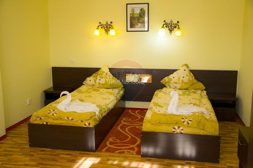 Hotel de vanzare la cateva minute de Podul Mogosoaia –Cu 40 de camere - 23
