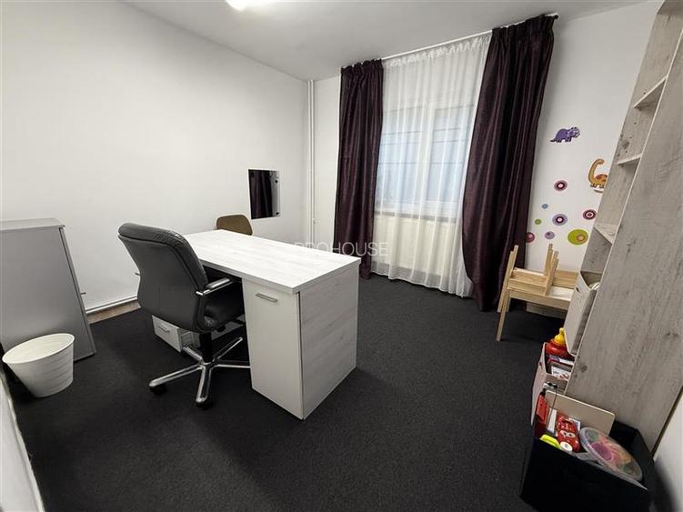 Orizont - stradal - Spatiu comercial - intrare separata - 11