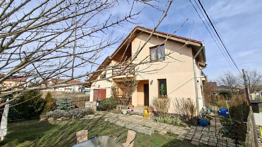 De vanzare casa singur in curte, 3 camere, Sg. Mures, Zona Nordului - 2