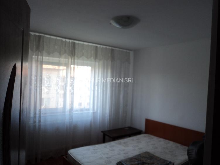 Apartament 4 camere, etaj 4, zona Kaufland  Libertatii - 5