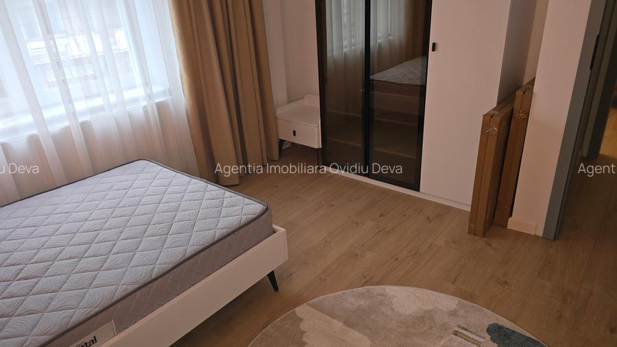 Inchiriez apartament 4 camere decomandat cu GARAJ, LIBER DIN DATA DE 01.07.2026. - 10