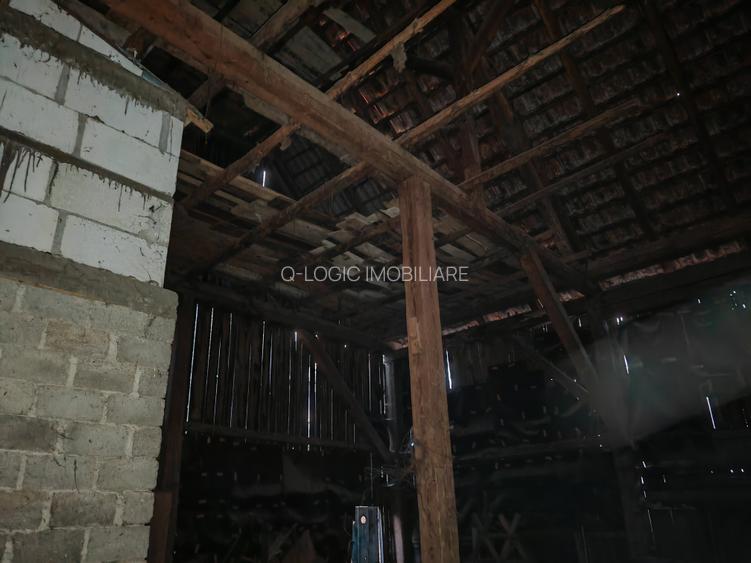 Casa 6 camere libera la vanzare RASNOV - 21