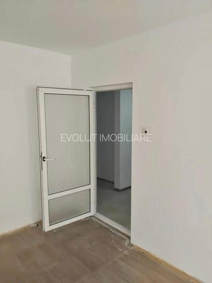 Aprtament 3 camere decomandat-Poarta 6 - 3