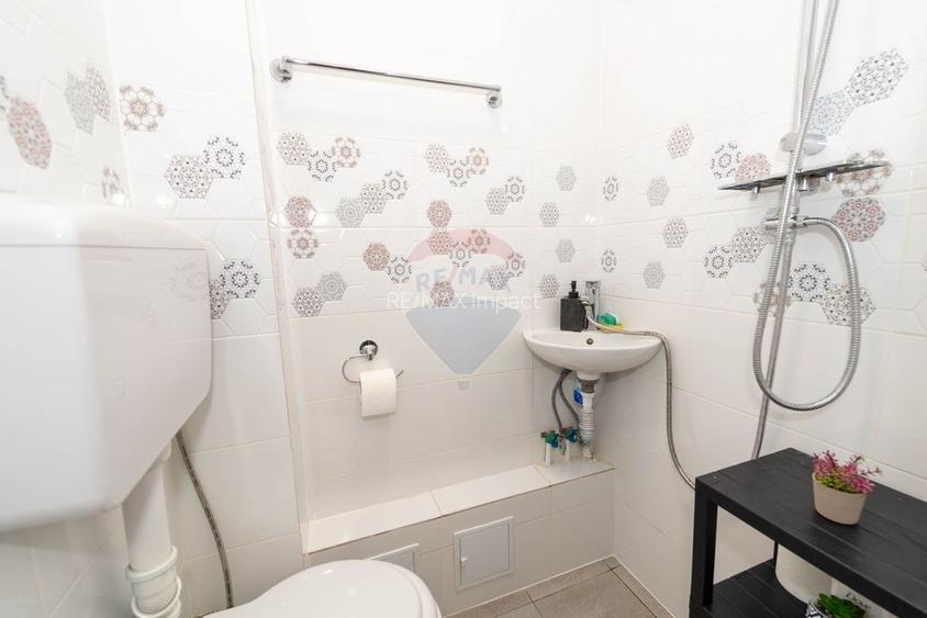 Garsoniera renovata de vanzare strada Mizil zona Trapezului Salajan - 3