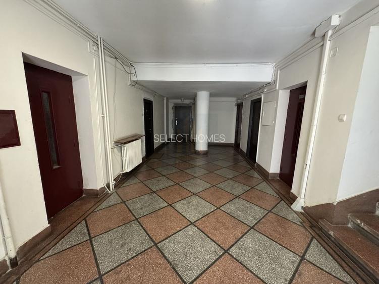 Apartament 3 camere de vanzare *I.C. Bratianu - Piata Unirii* - 35