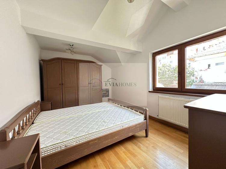 4 camere/ 2 bai / 119 mp/ parcare in curte / zona strazii Bucuresti