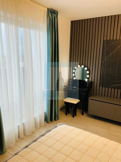 Apartament 2,5 camere, terasa 16 mp, parcare, boxa -zona Avangarden 4