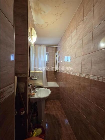 Apartament 2 camere,parter,Borsecului,zona Velenta,Oradea - 4
