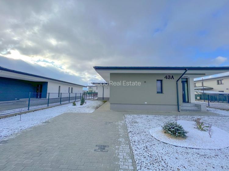 Casa de inchiriat tip duplex, gradina privata, Cristian - 11