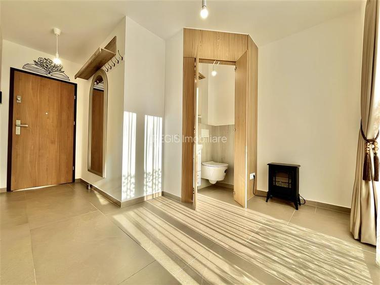 Spatiu Renovat in Astra complex Urban Plaza de Inchiriat - 3