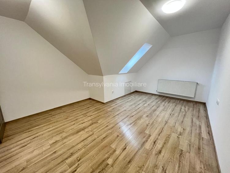 Casa cu 7 camere | 3 balcoane | Garaj | 220 mp + 80 mp curte | Cartier Panorama - 27