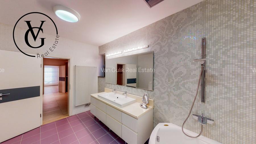 Vila unica in  Statiunea Mamaia- vedere la mare si lac - 18