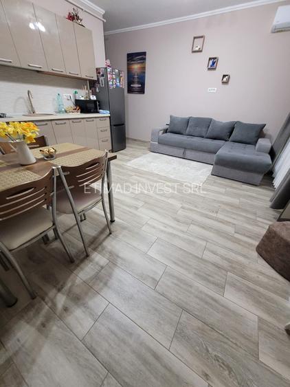 TERMEN LUNG(INCLUSIV  VARA) -MAMAIA NORD -250 M DE PLAJA MACKEREL - 2 CAMERE - 33