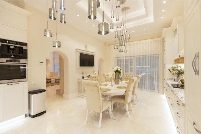 Vila 6 camere zona Pipera - Tunari - Padurea Baneasa, 550 mp, 1400mp teren